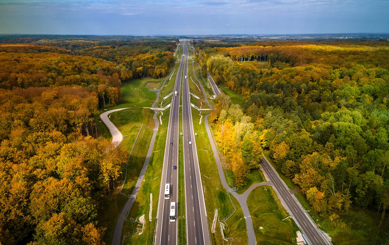 Via Carpatia: Termenul final pentru autostrada de 3.000 km prin Europa și traseul prin România