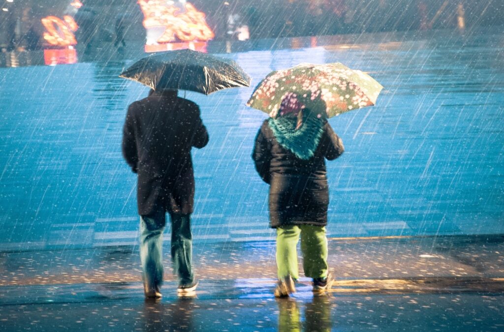 Caniculă și furtuni: ANM explică unde lovesc și de ce se repetă ciclul