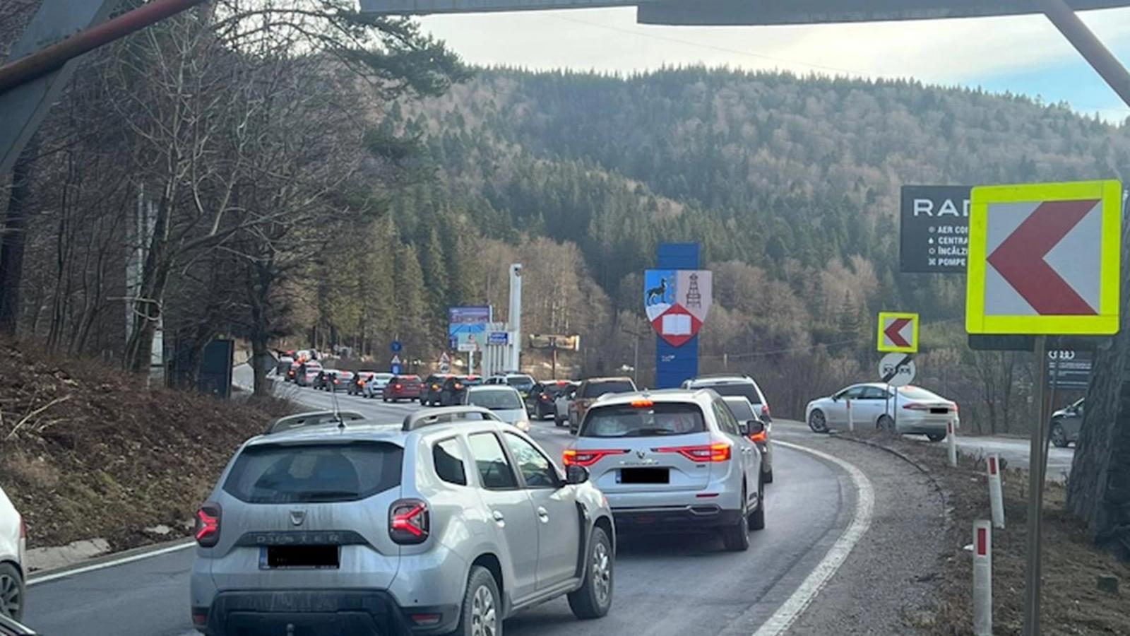 Autostradă alternativă spre munte: Scăpați de traficul de pe Valea Prahovei