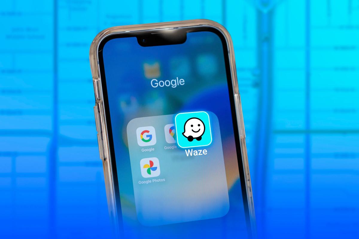 Waze pe iPhone: Soluție pentru traseul pierdut în fundal