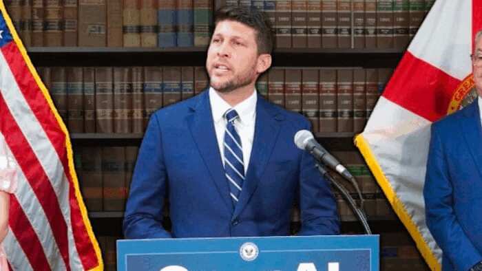 Florida AG proposes new felony charge for poaching near homes