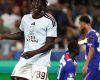 Atacantul Aston Villa, Brian Madjo, 17 ani, a uimit PSG