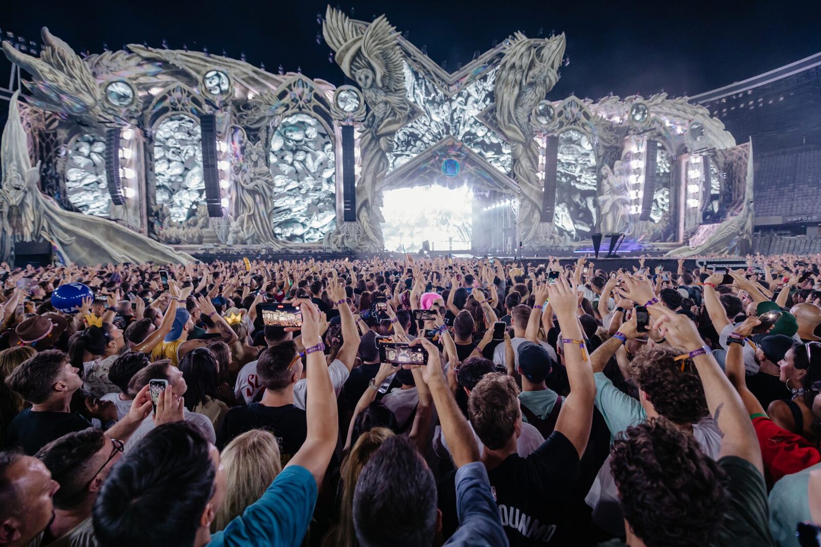 UNTOLD 2026: Cazare la Cluj, o noapte cât o chirie pe lună