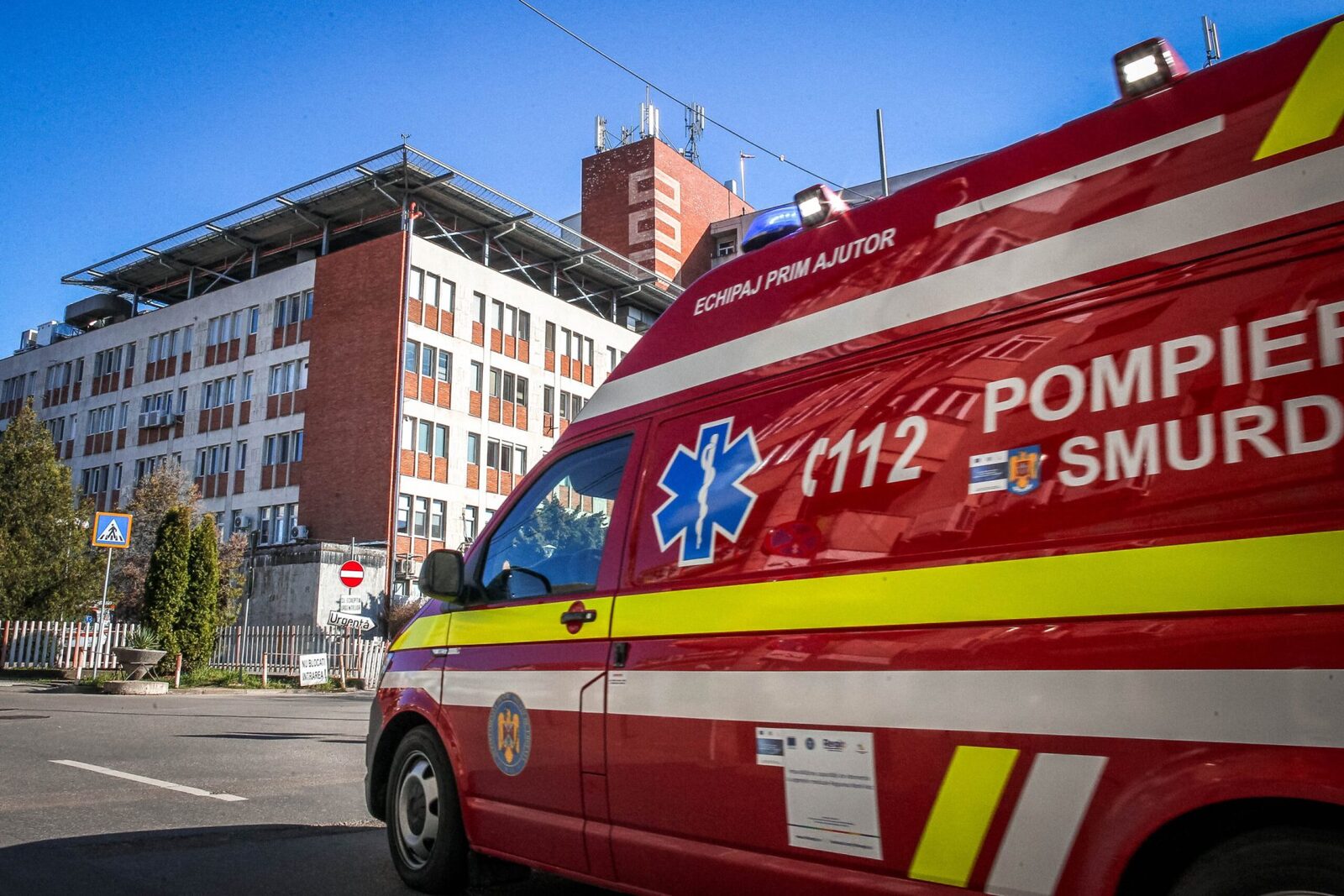 Bragadiru: Gaze în canal, 3 oameni la spital