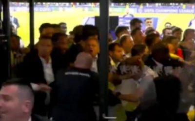 Șoc în Champions League: Staff, agresiv cu jucătorul, furtună la vestiare