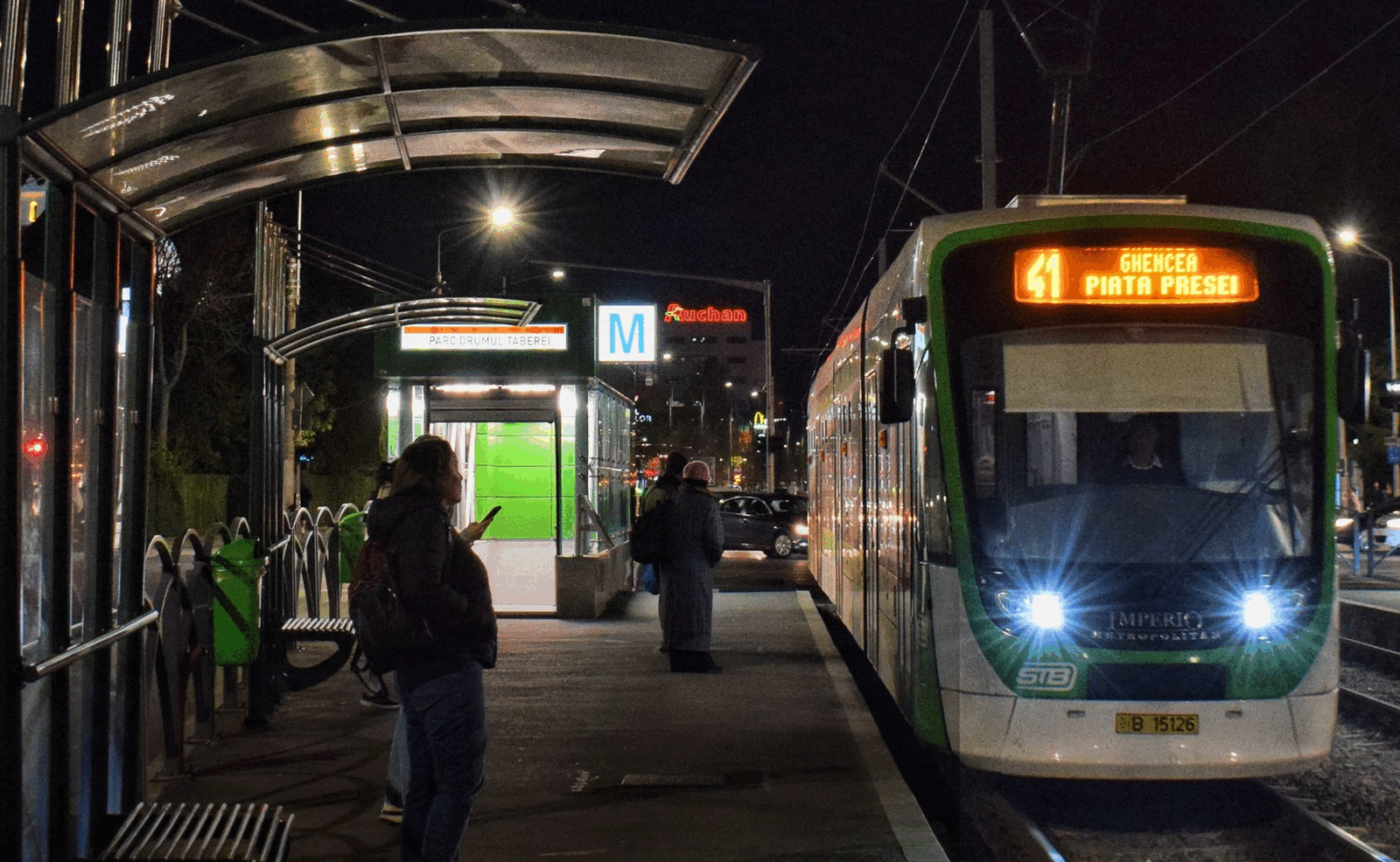 Linia 41, București, blocată: Autobuze pe traseu