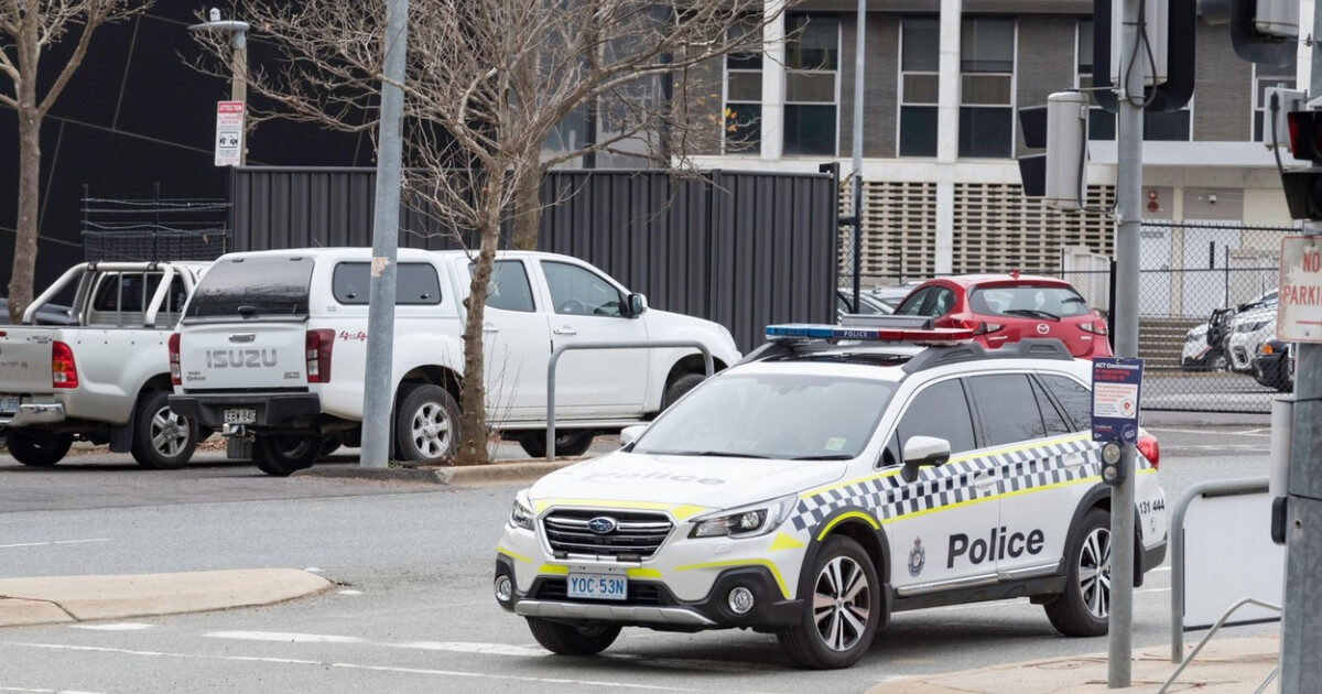 Valiză suspectă în Australia: Polițiștii au descoperit o păpușă, nu un cadavru