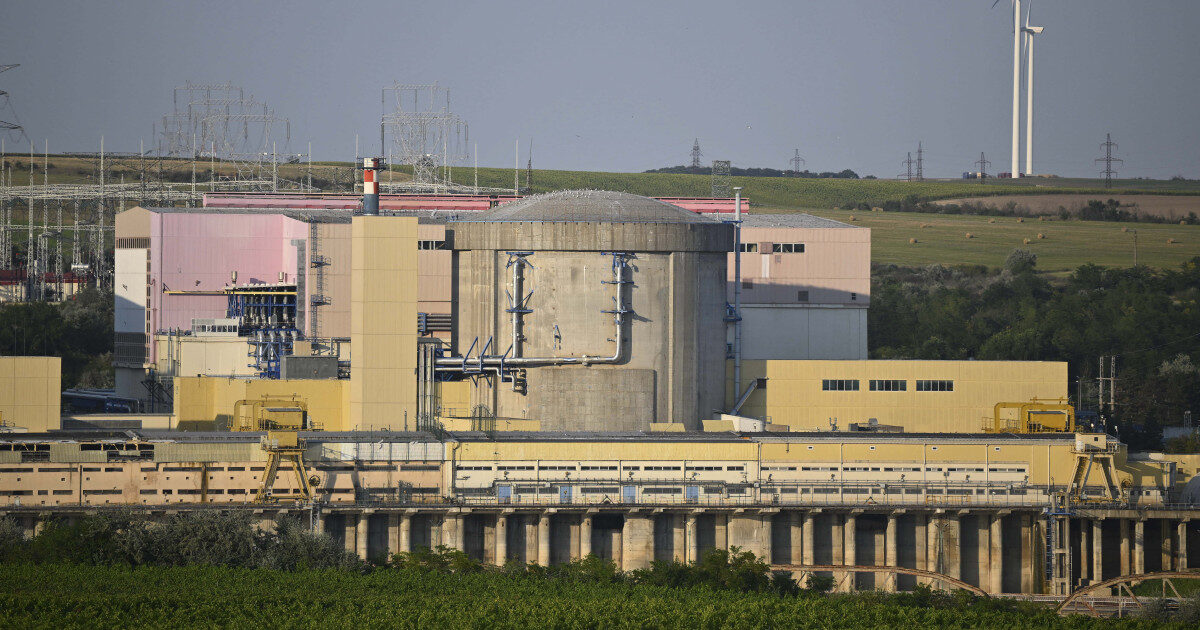 Cernavodă amenințată: Dunărea scăzută poate opri Unitatea 2