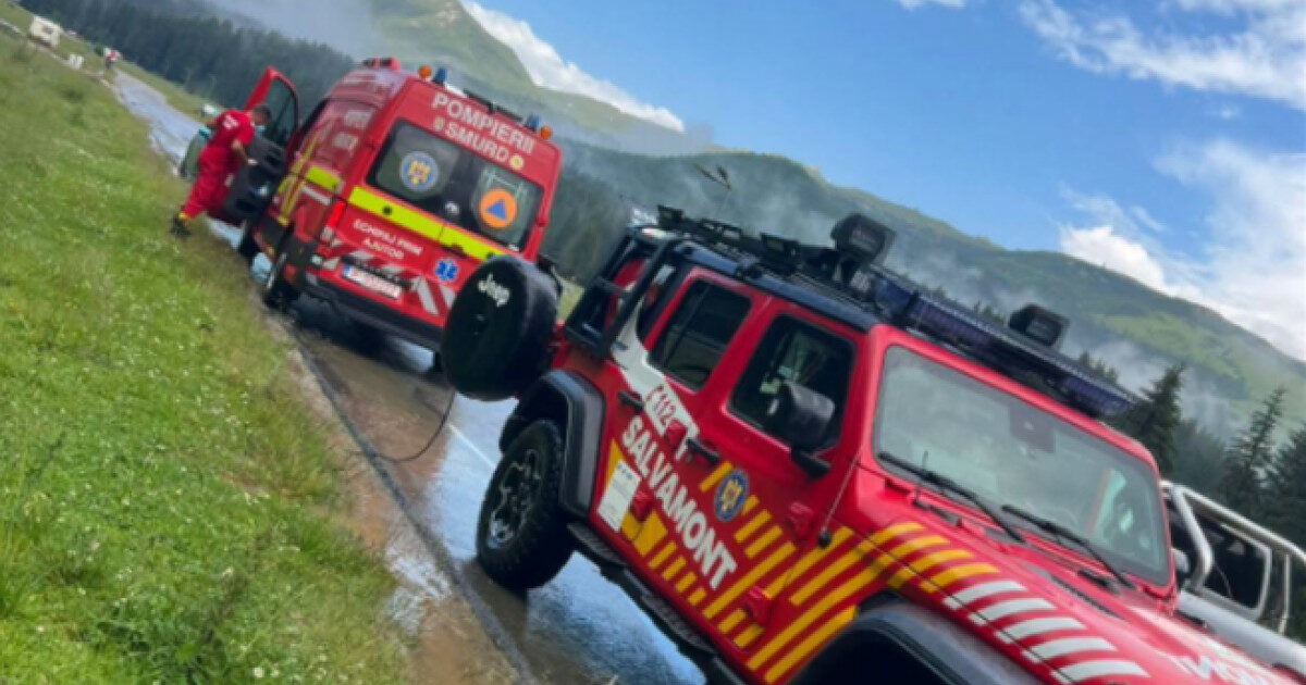 Bătrân de 80 de ani, salvat după 8 ore pe traseul spre Moldoveanu