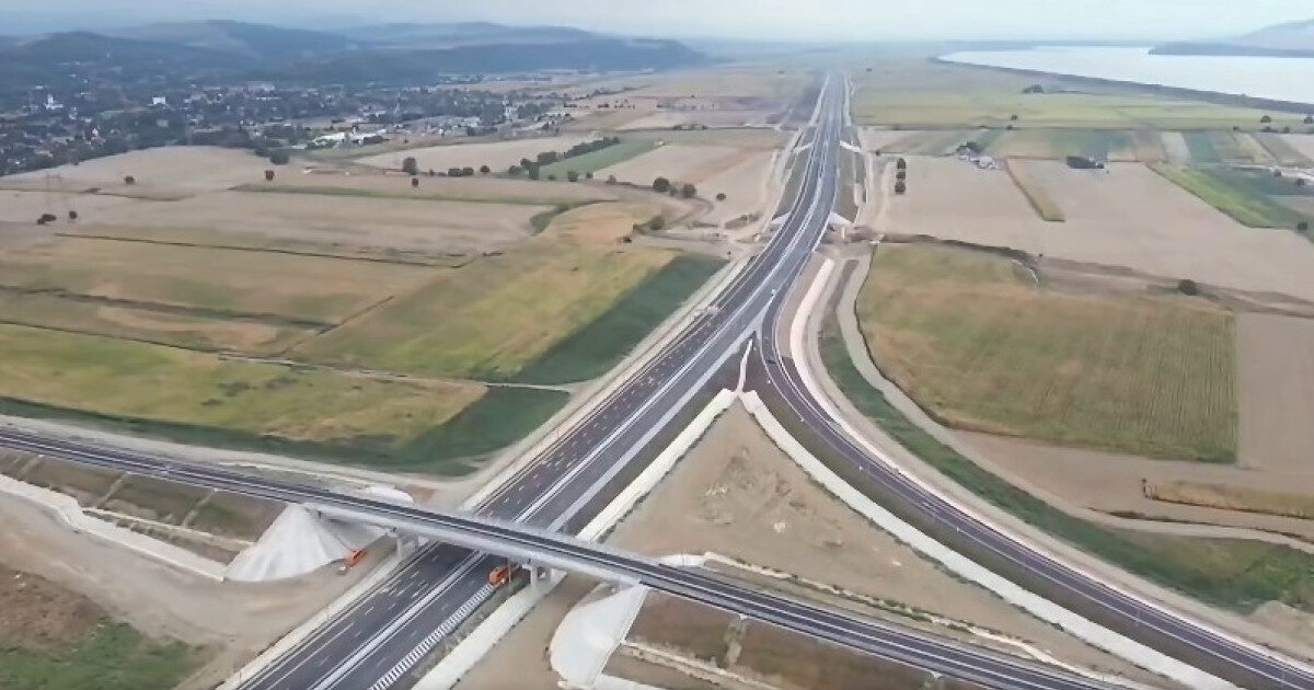 A7: Moldova primește încă 47 km de autostradă spre Bacău
