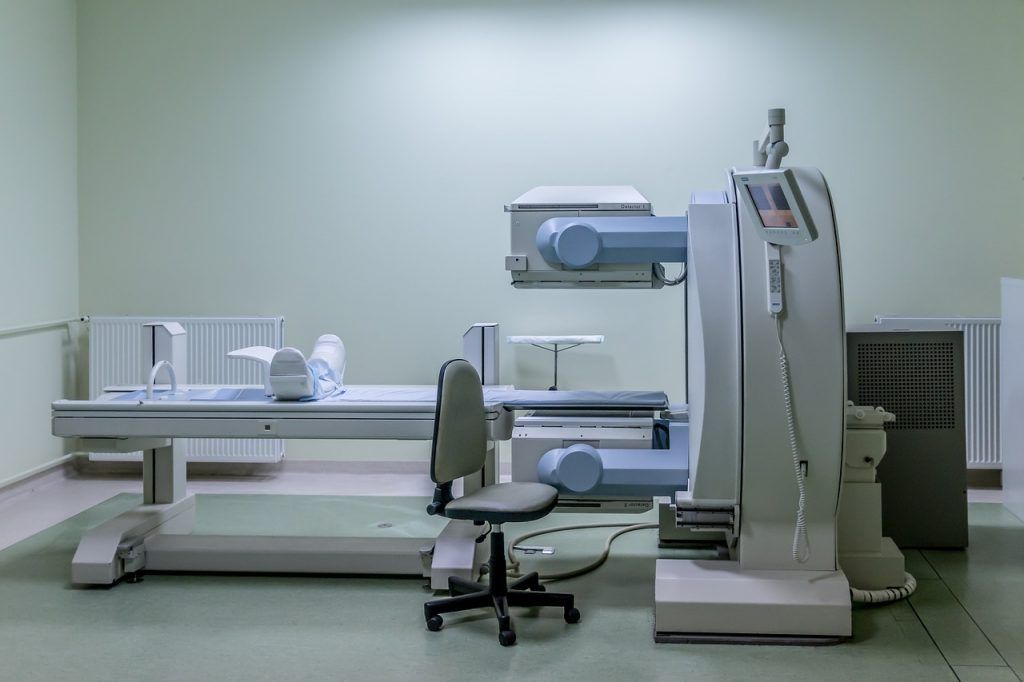 Medicul avertizează: Evitați această vitamină înainte de RMN cu contrast