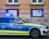 Un șofer român de microbuz a fost dat jos de la volan de polițiștii din Germania. Un pasager i-a luat locul