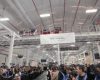 Tesla: 10 milioane mașini, dar cererea scade la fabricile sale