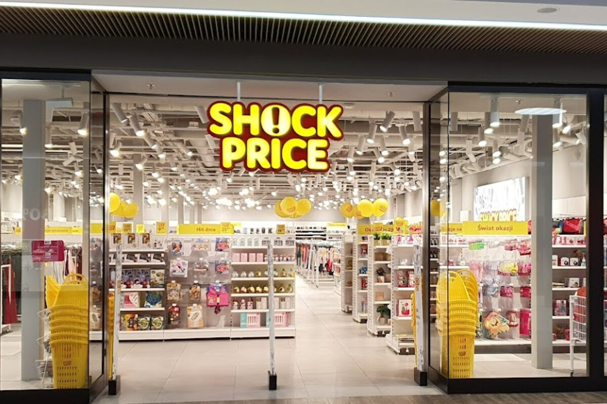 Noul retailer low-cost deschide în România. Angajări masive