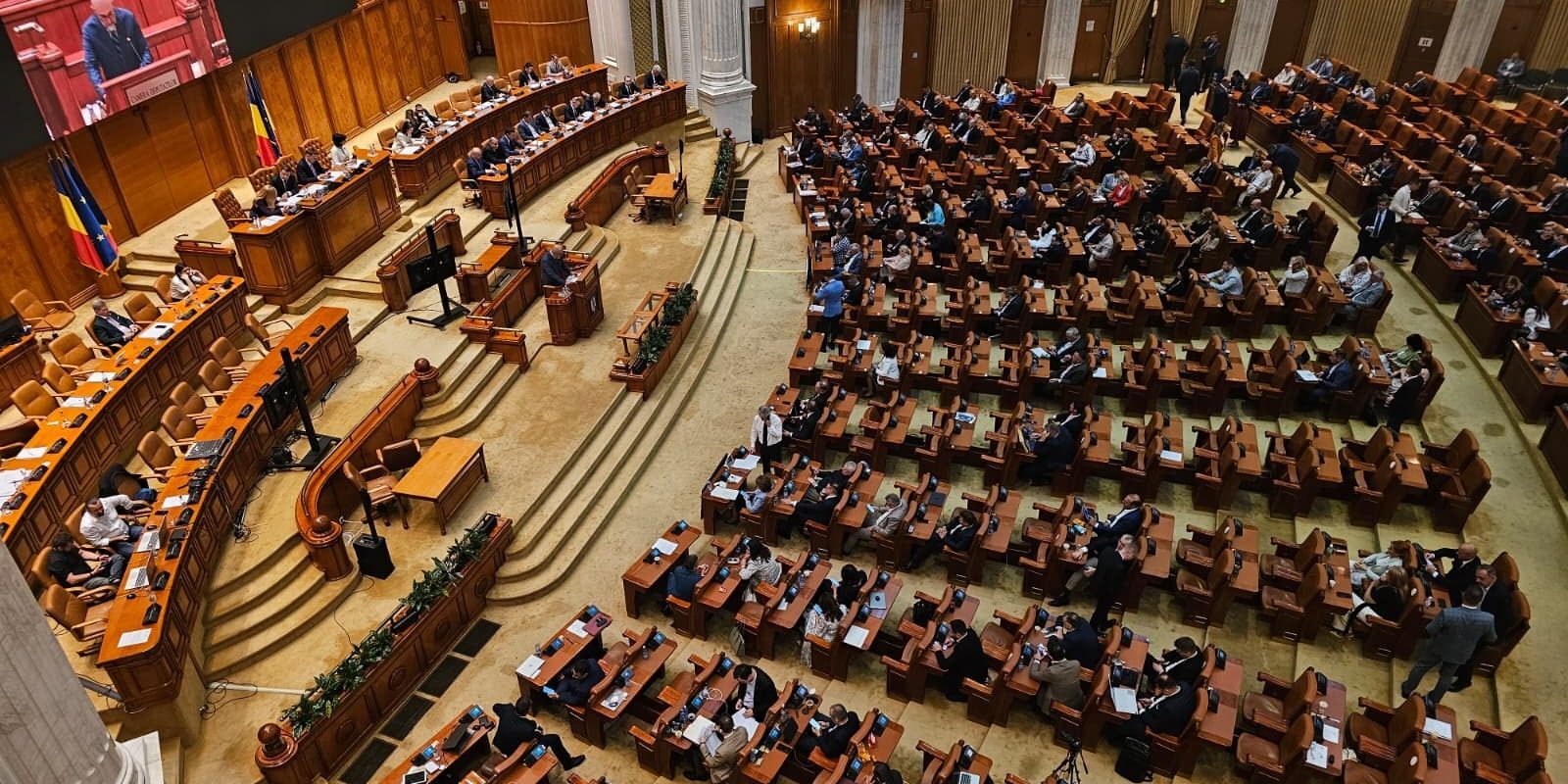 Legi PNRR, SAFE, adoptate: SCANDAL în Parlament. AUR, SOS contra