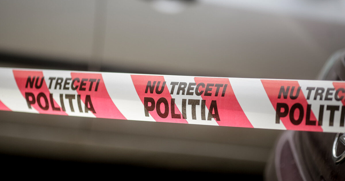 București: Șosea surpată pe Eroilor, trafic blocat