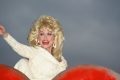 Dolly Parton: Piesă secretă lansată în 2045. Motivul ascuns