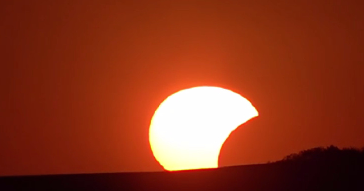 Eclipsa din România: Fizicianul explică fenomenul „atipic”