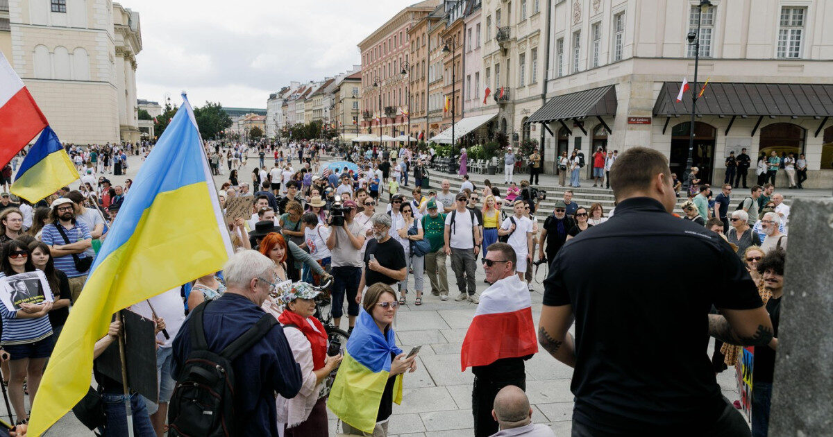 Polonia: 500.000 la protest, „Nu fi indiferent”