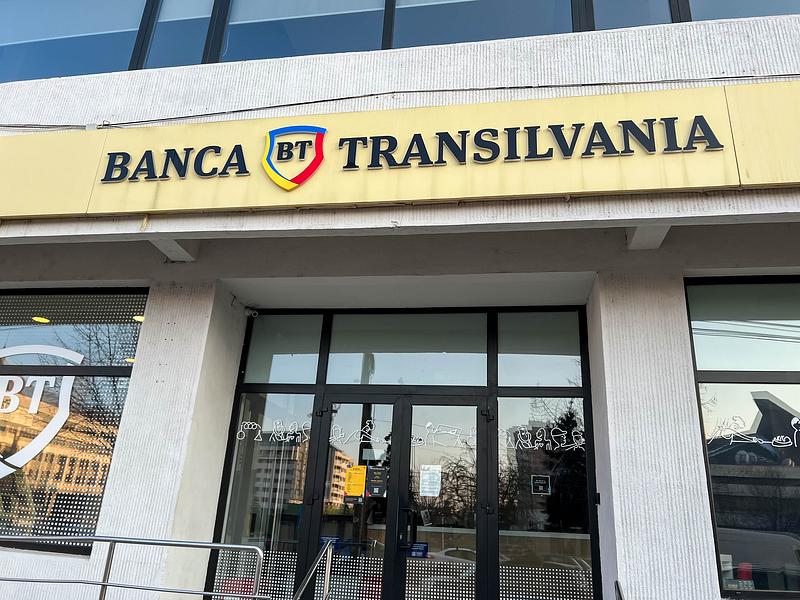 Banca Transilvania, credit 71,4 mil. Euro pentru parc fotovoltaic
