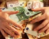 000€ în mobilă: Găsitorii au predat-o, dar povestea a luat-o razna