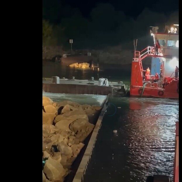 Barje scufundate în Dunăre: Operațiune critică la Cernavodă
