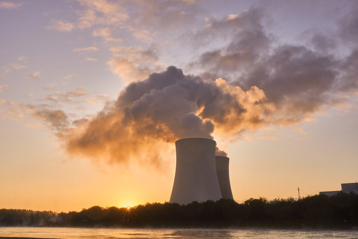 Spania amână închiderea celei mai mari centrale nucleare până în 2030