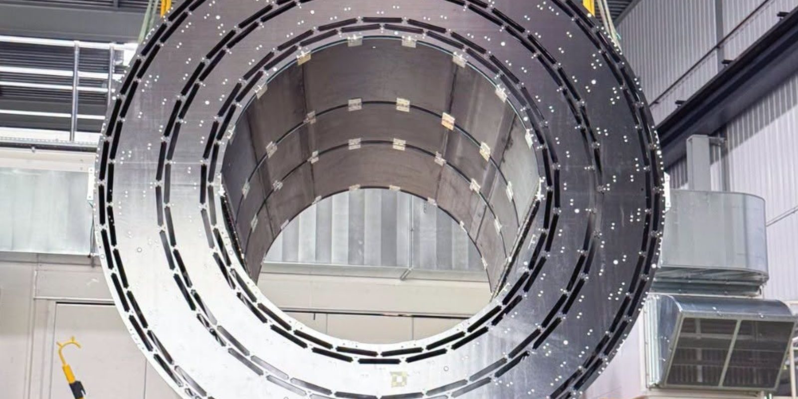 Piesa de viitor a CERN a ajuns la Geneva, modernizează LHC