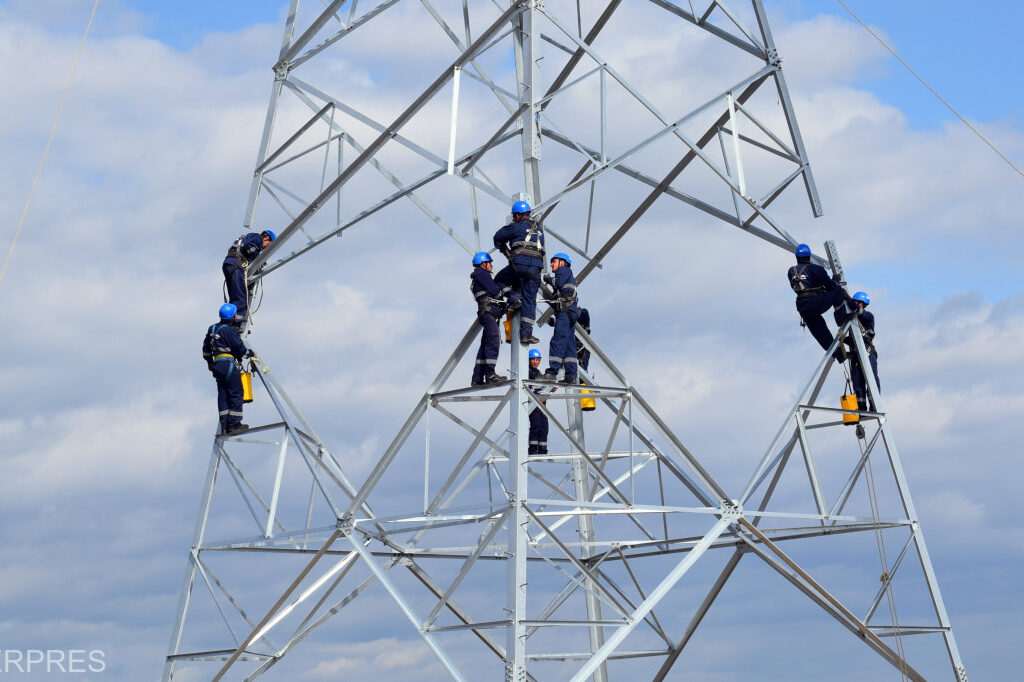 Statul deschide peste 400 de locuri la Transgaz, Transelectrica, Hidroelectrica