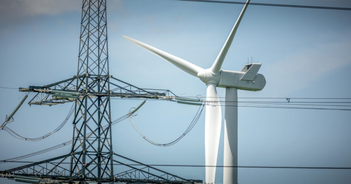 Bușoi: Energia eoliană, esențială pentru consum. Ce spune despre prosumatori