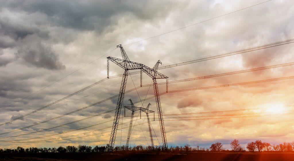 Guvernul vrea tăieri de curent obligatorii la criza de energie