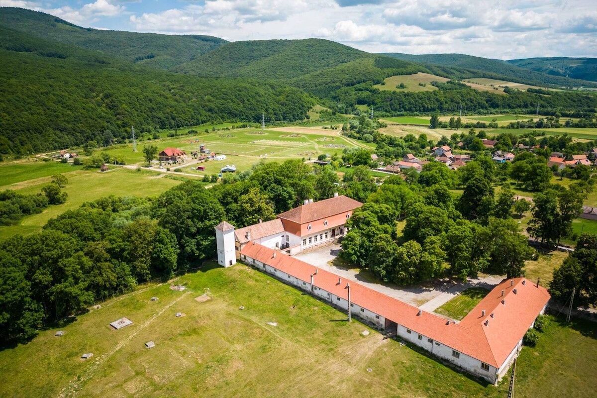 Castelul Miko, muzeu pe Ruta Curioșilor din Transilvania