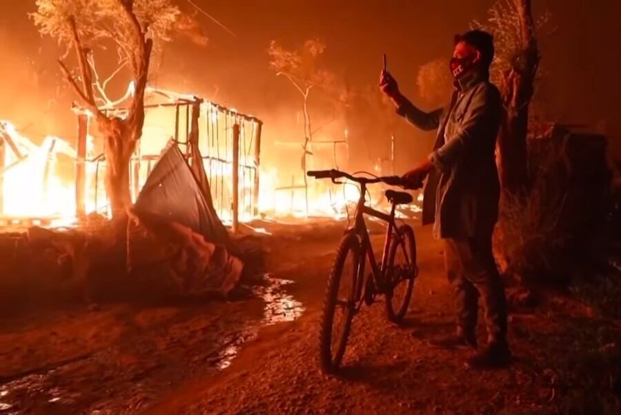 Grecia: Foc pe Salamina, noi incendii scapă de sub control
