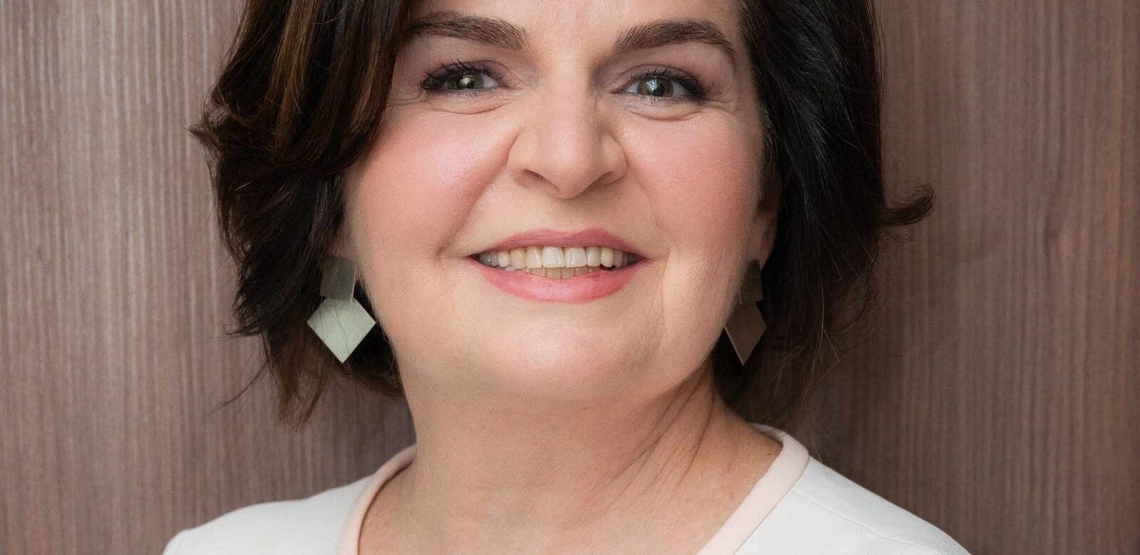 Carmen Petcu (De’Longhi): Fără producție, riscăm deconectarea!