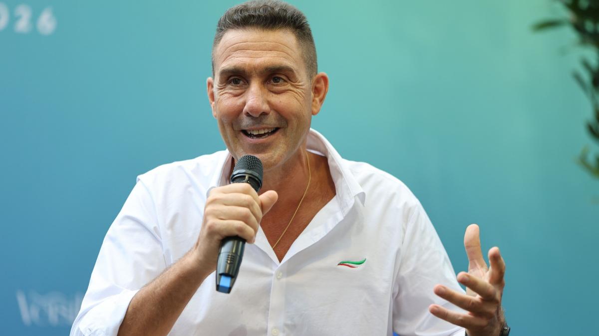 Meloni, spre extrema dreaptă: Cine e Vannacci, rivalul ei