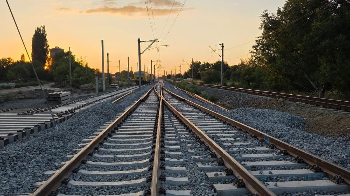 Sabotaj pe calea ferată! Obstacole puse pe linia Constanța-Mangalia