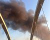 LUMINA ÎN FLĂCĂRI: Incendiu uriaș, fum toxic, evacuate