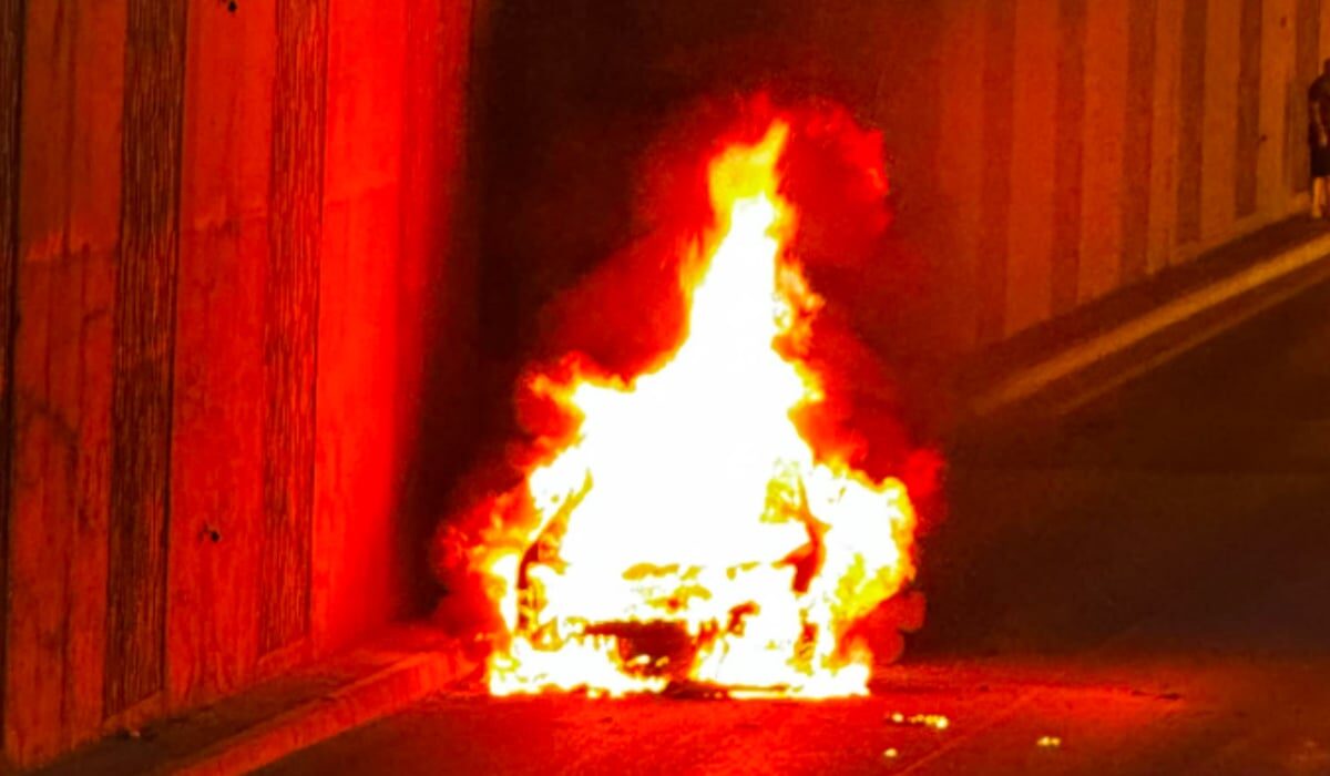 Incendiu și explozie în Pasajul Băneasa: Trei persoane scapă ca prin minune