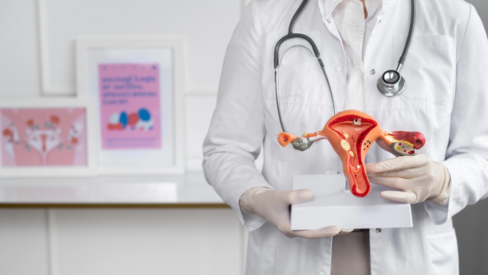 Mureș: Screening gratuit la cancer de col pentru femei vulnerabile
