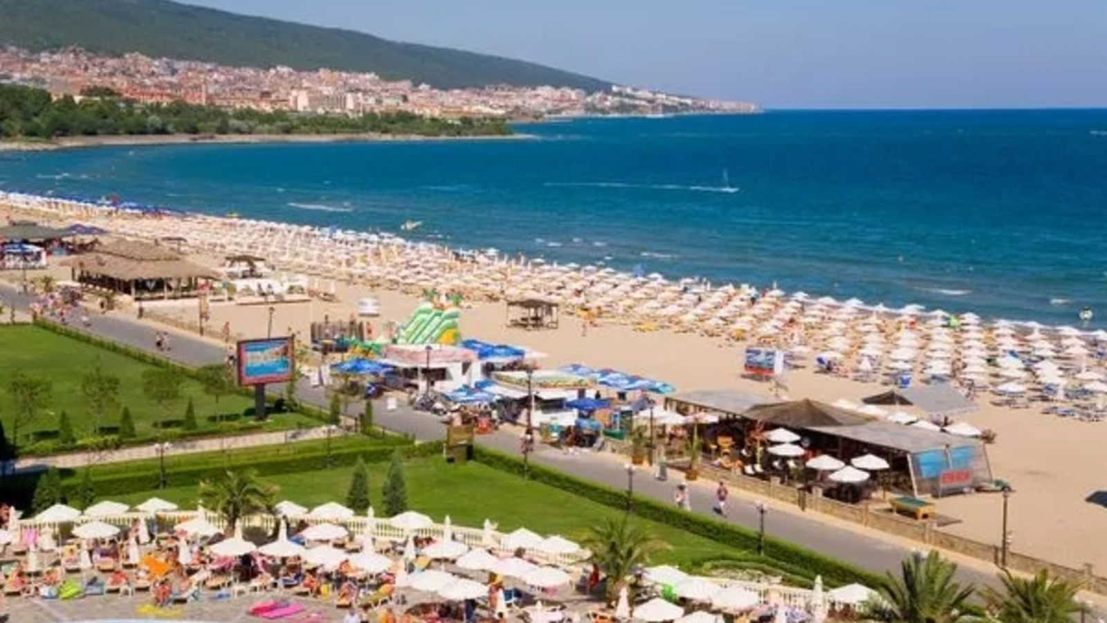 Anulare SMS: Vacanță lux în Bulgaria, 3.500 euro, ratată înainte de plecare