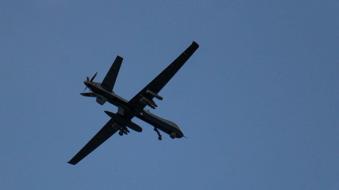 Fragmente de drone, scoase de pe plaja Costinești