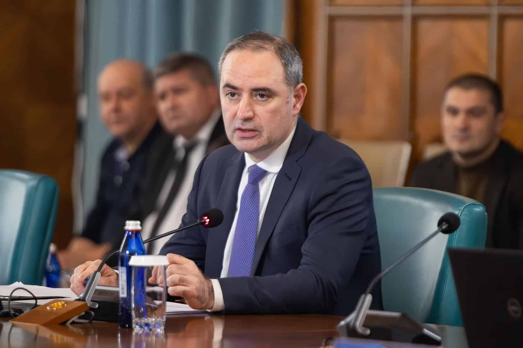 Economia României arată semne de revenire: PIB, doar -0,4% în T2