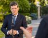 Iohannis semnează legile PNRR și acordul SAFE