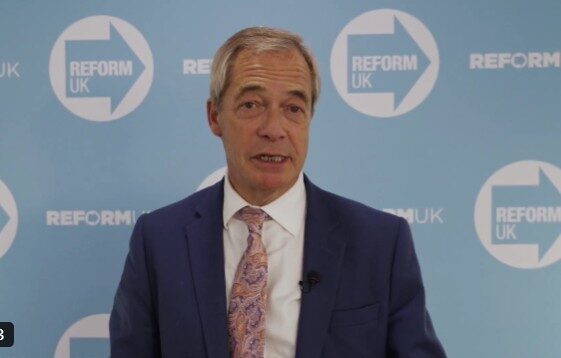 Farage contra „omului cu coșul de gunoi” în UK
