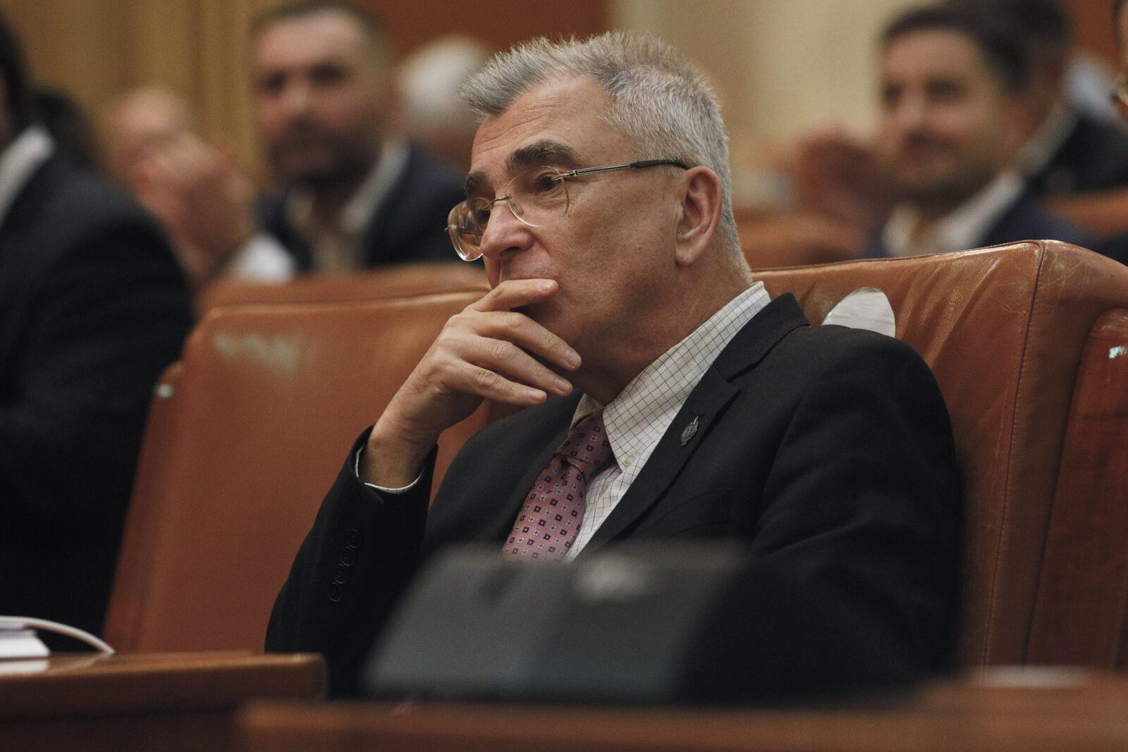 Peiu îl acuză pe Nicușor Dan de minciună