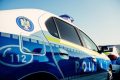 Rescrie acest titlu ca un jurnalist român experimentat. Între 55-70 caractere, captivant, direct. Stilul ziarelor Libertatea, Adevărul, HotNews. Titlu: Teleorman: Adolescent de 15 ani, reţinut pentru tentativă de omor după ce a înjunghiat, din spate, un tânăr de 19 ani/ Fapta a avut loc în curtea unei şcoli

REGULI STRICTE:
– Răspunde cu UN SINGUR titlu, nimic altceva
– Prima literă din titlu TREBUIE să fie MAJUSCULĂ
– NUMELE PROPRII CU LITERĂ MARE OBLIGATORIU: Donald Trump (nu donald Trump), Mircea Lucescu (nu mircea lucescu), București (nu București), România (nu românia), Europa (nu europa)
– Folosește DIACRITICE corecte: Ă, î, â, ș, ț (nu a, i, a, s, t). Exemplu: Mașină (nu masina), încă (nu inca), față (nu fata)
– Fără ghilimele în jurul titlului
– INTERZIS majuscule la fiecare cuvânt (Title Case). CORECT: „Controverse pe piața de inteligență artificială”. GREȘIT: „Controverse Pe Piața De Inteligență Artificială”. Doar prima literă mare + nume proprii
– Fără punct la finalul titlului
– Fără „Iată ce…”, „Află cum…”, „Descoperă…”, „Află acum”, „Surpriză:”
– Semnul de exclamare (!) este COMPLET INTERZIS în titlu – nu folosi ! niciodată
– SCRIE DOAR ÎN LIMBA ROMÂNĂ – dacă titlul original e în altă limbă, traduce-l
– Fără formatare markdown sau HTML