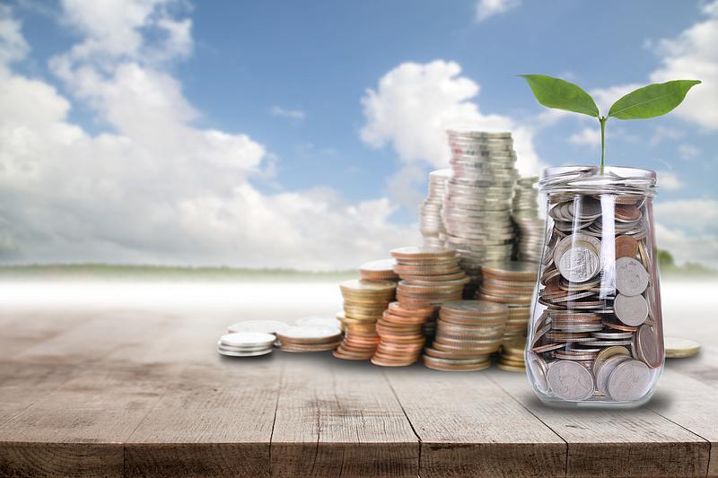 Investiții majore: Sănătate, energie și reciclare, lideri în România