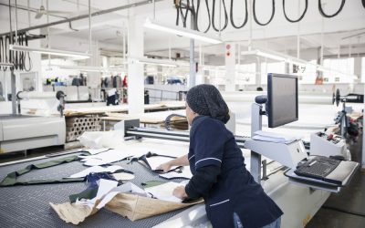 Fabricile s-au golit: Românii refuză locurile, migranții au plecat