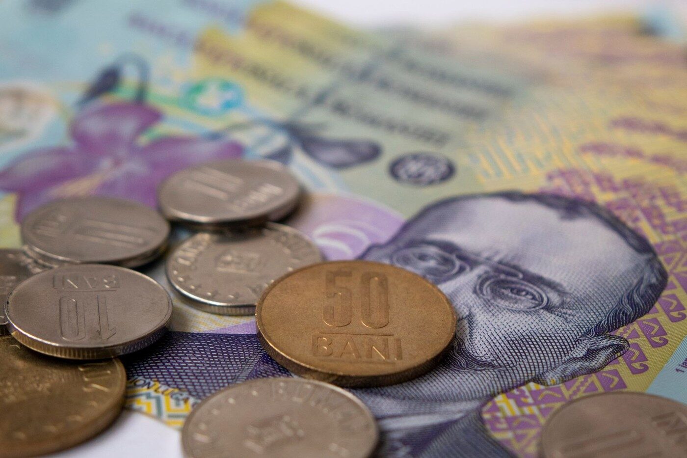 Mărire salariu: Greșeala ta costă mii de lei la negociere
