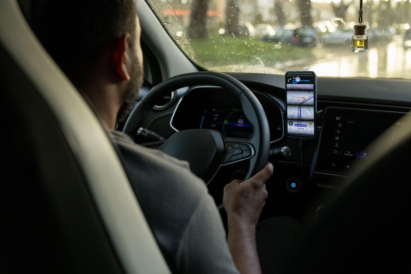 Șoferi minori, permis digital și amenzi UE: Ce se schimbă